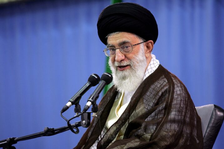 نظر امام خامنه‌ای درباره بچه پولدارهای نوکیسه