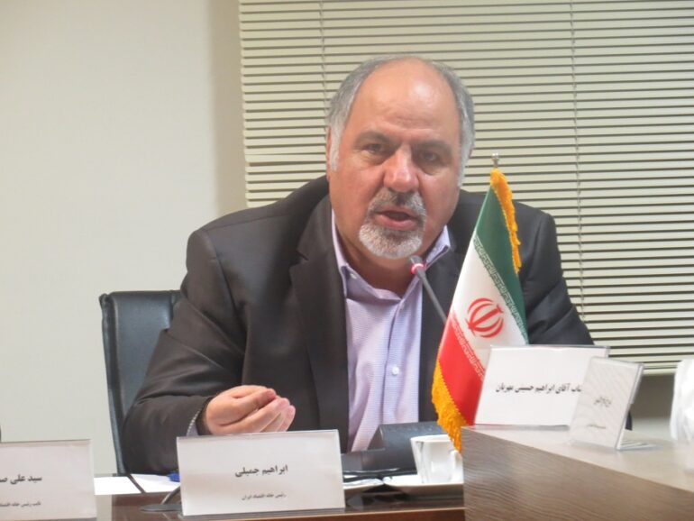 رئیس خانه اقتصاد ایران:  وقتی سود به گردش نقدینگی اضافه می شود؛ ربا است