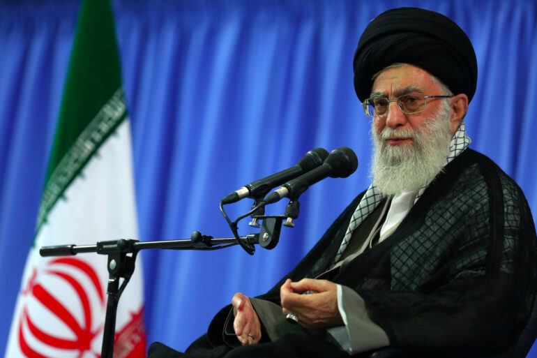 مطالبه امام خامنه‌ای ناظر به ربای کلان و ارزش پول